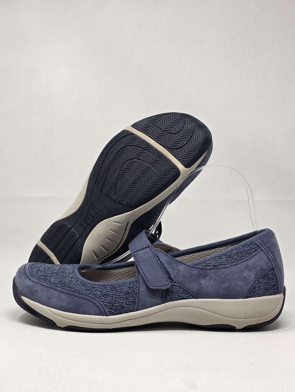 DANSKO Women's Size EU 39 US 8.5-9 Blue Suede Haven Nubuck Mary Jane Pre-owned